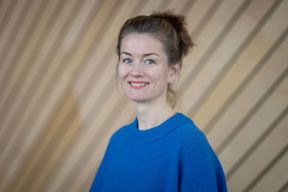 Portrettbilde av Elisabeth-Robstad i Kildens foajé