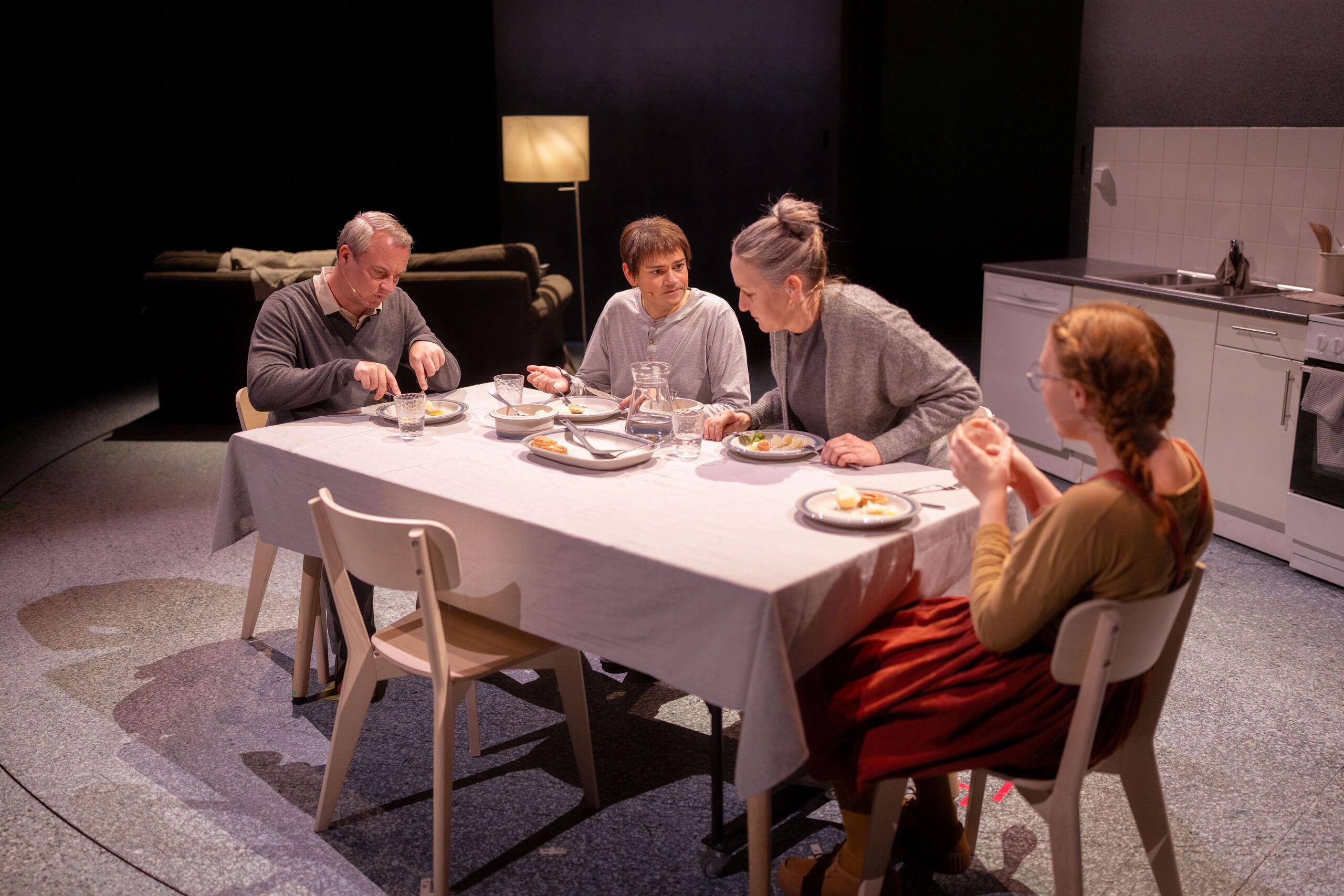 Forestillingsbilde fra Snøsøstera 2025.