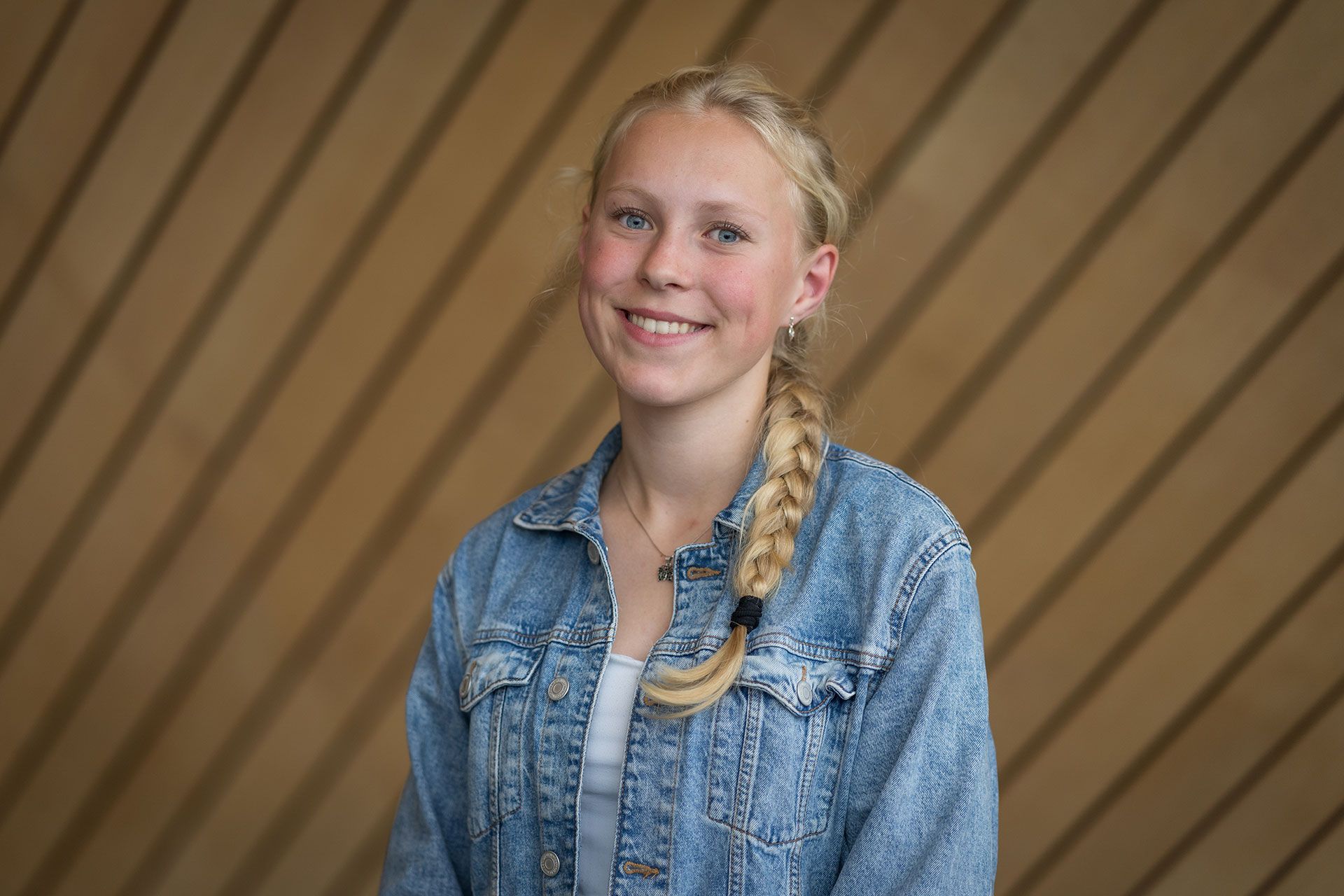 Portrettbilde av Nora Pedersen Solli i Kildens foajé
