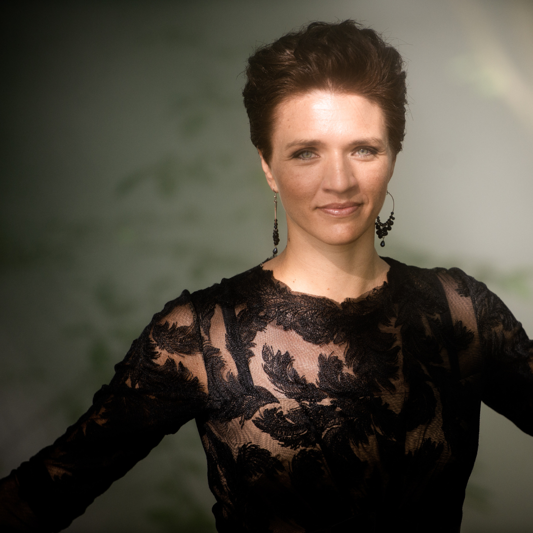 Eva B. Landro (mezzo) 