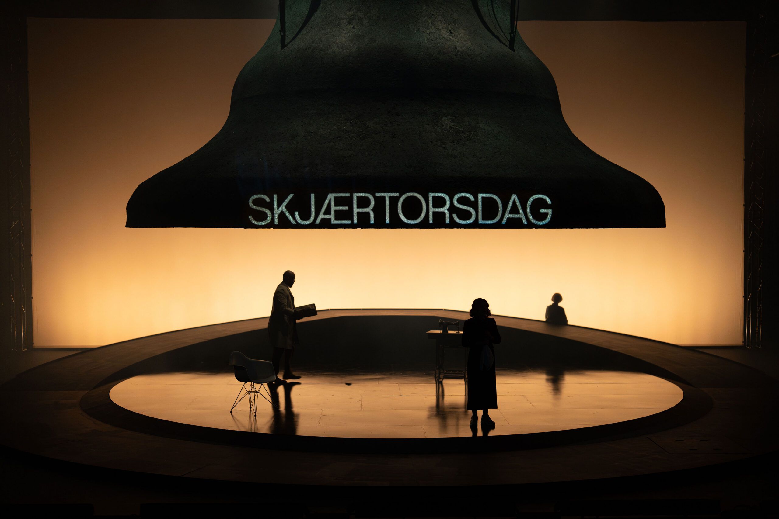 Forestillingsbilde fra Påske av August Strindberg