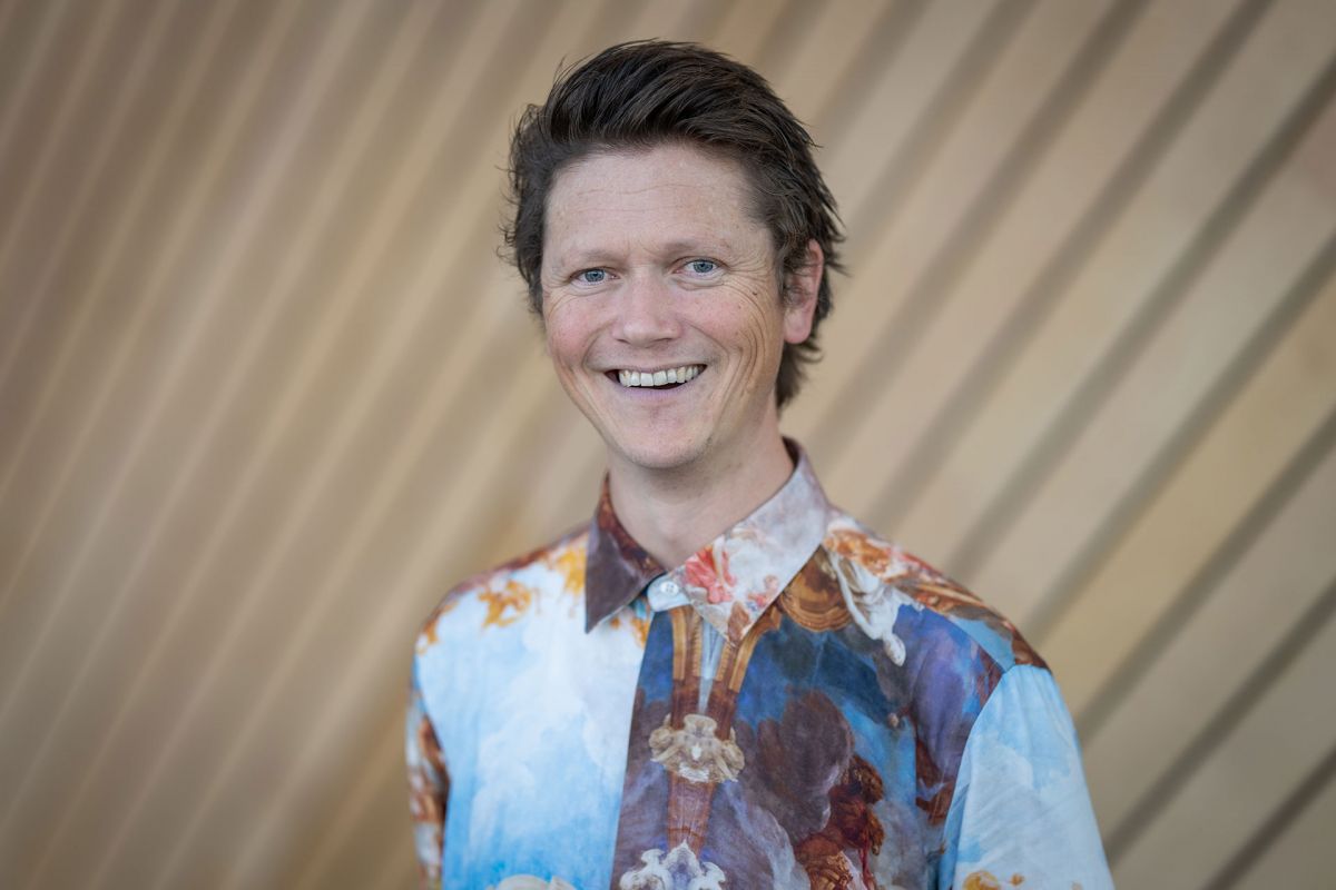 Portrettbilde av Kristian Thomassen i Kildens foajé