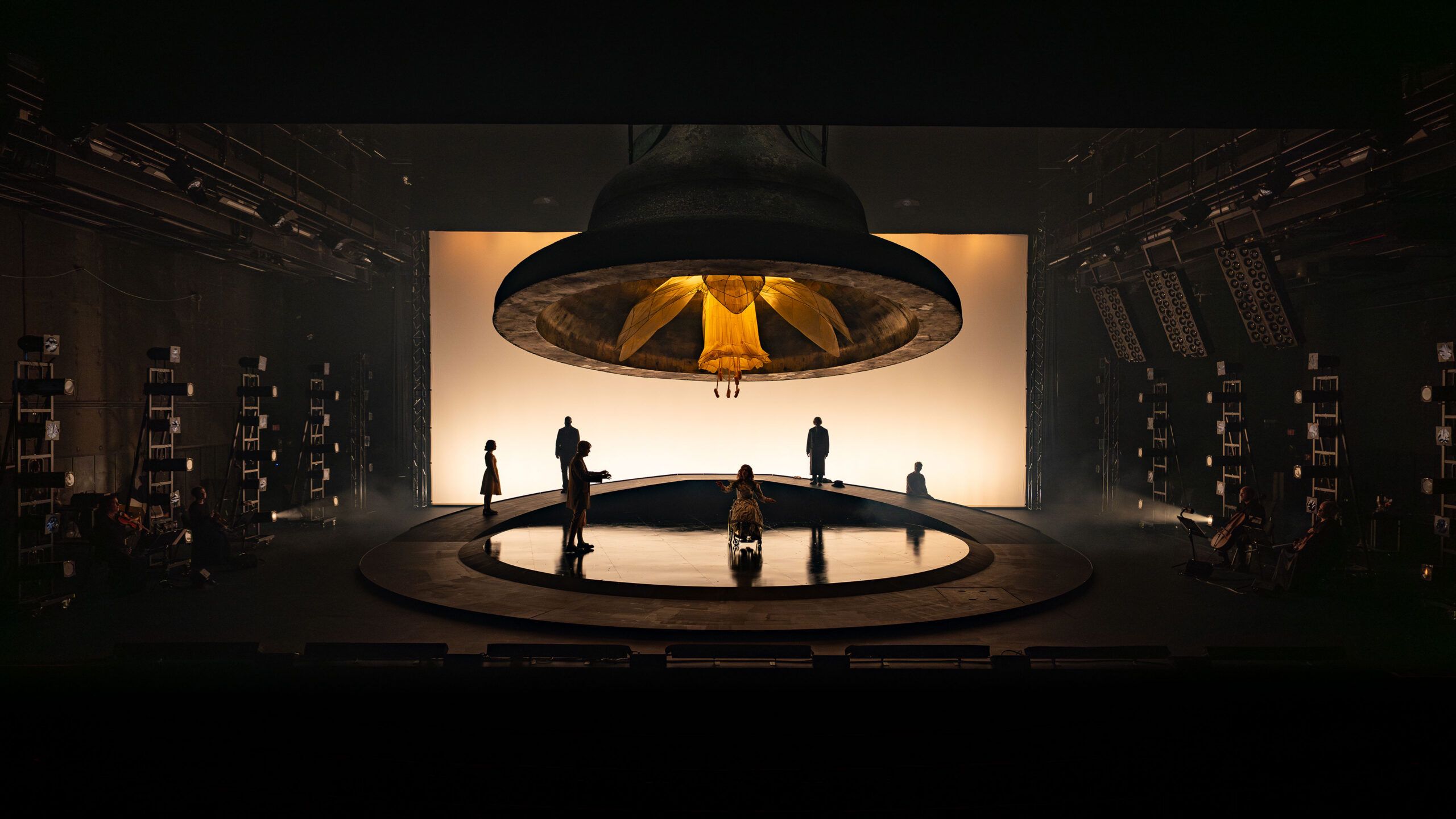 Forestillingsbilde fra Påske av August Strindberg