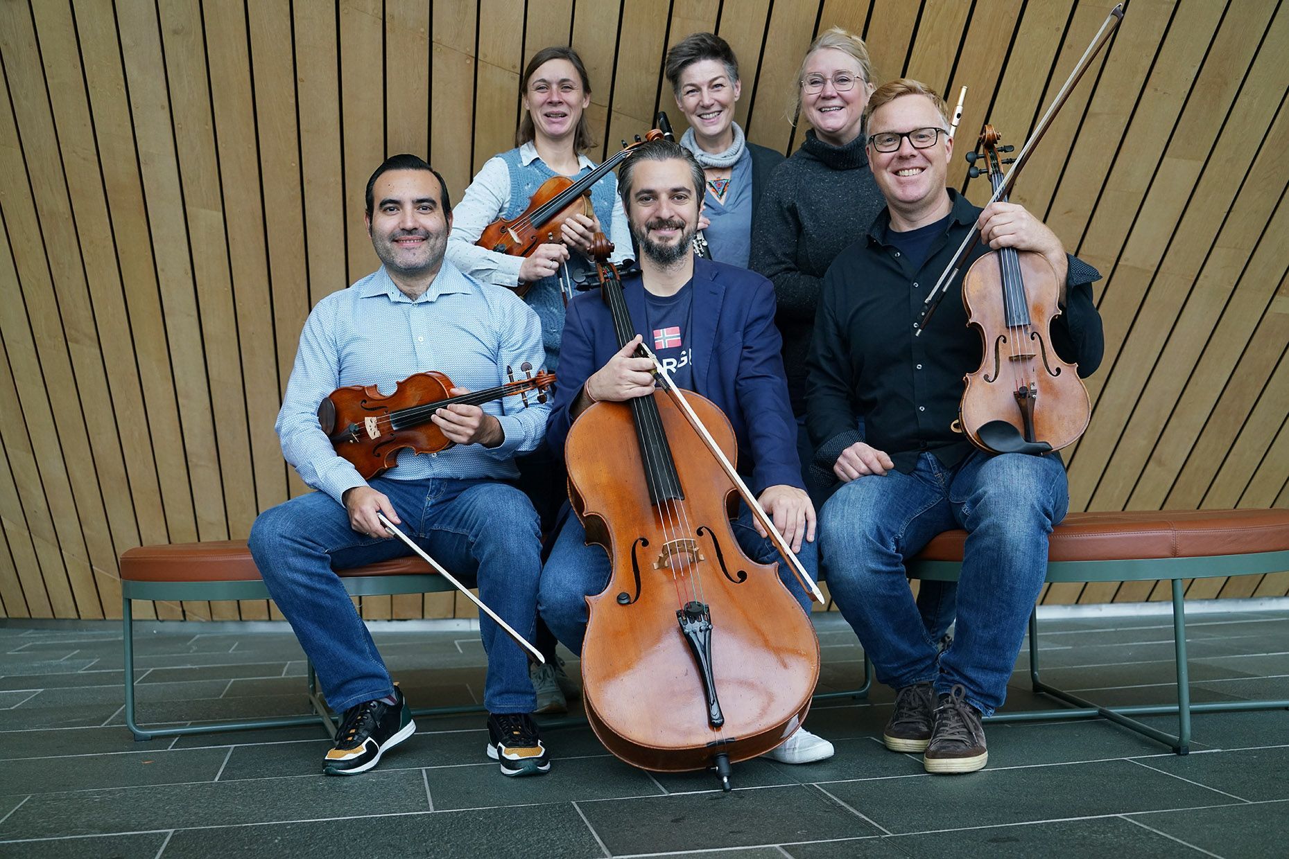 Oborekke med ung jente i fokus