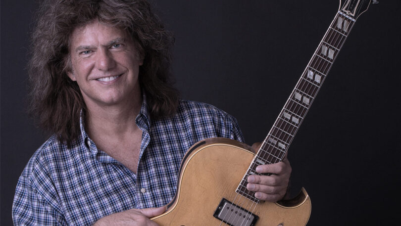 PAT METHENY Trio w/Darek Oleszkiewez & Joe Dyson