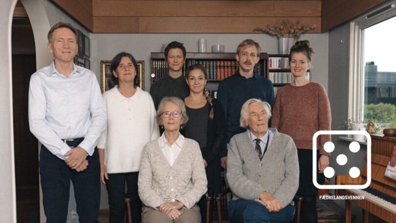 SMALL TALK – ring julen inn med familien Dvergsnes