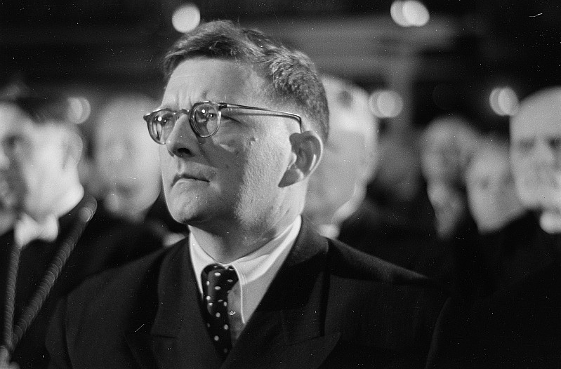 Storslått og sarkastisk -Sjostakovitsjs 10. Symfoni