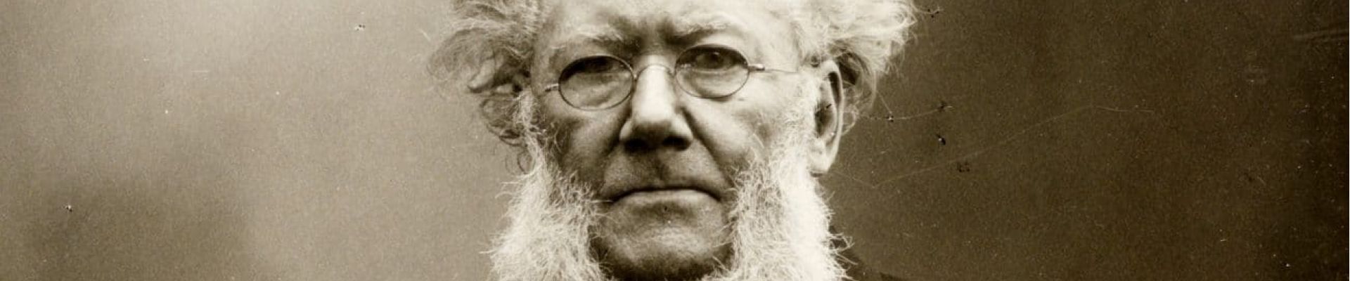 Sort-hvitt bilde av Henrik Ibsen