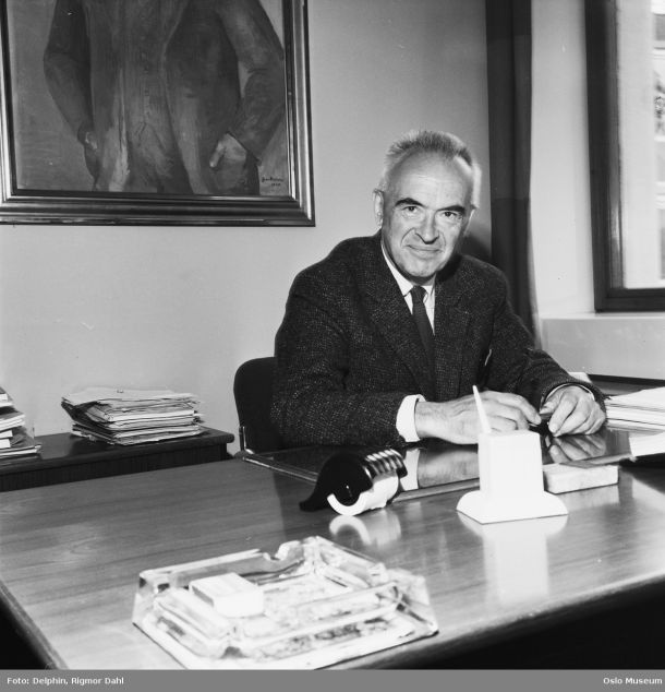 Helsedirektør Karl Evang